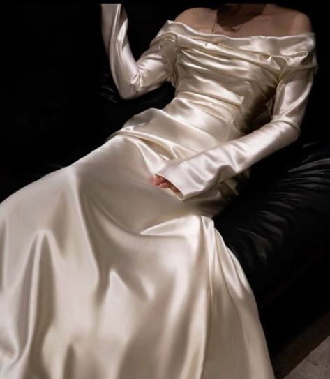 White Silk Dress Aesthetic, Classy Prom Dresses Long, Silk Dress Aesthetic, Danielle Frankel Bridal, Prom Dresses Long White, Romantic Bedding, Danielle Frankel, Satin Mermaid Wedding Dress, Classy Prom