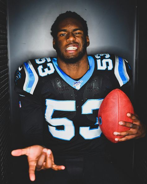 Rookie DE. Brian Burns Brian Burns, Nfl Photos, Christian Mccaffrey, Cute Black Guys, Football Pictures, Football Wallpaper, Carolina Panthers, Nfl Football, High School