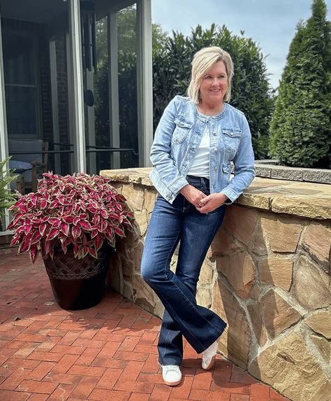 Tania Stephens, Over 50 Fashion, Neutral Jacket, Denim On Denim Looks, 50 Is Not Old, Amazon Influencer, Shapewear Tops, Perfect Denim, Ready For Fall