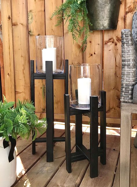 Easy Outdoor Wooden Candle Holders Diy Tall Candle Holders, Floor Candle Holders Tall, Floor Standing Candle Holders, Diy Outdoor Candles, Candle Stands Decor, Plants Outside, Outdoor Candle, Outdoor Candle Holders, Deco Ballon