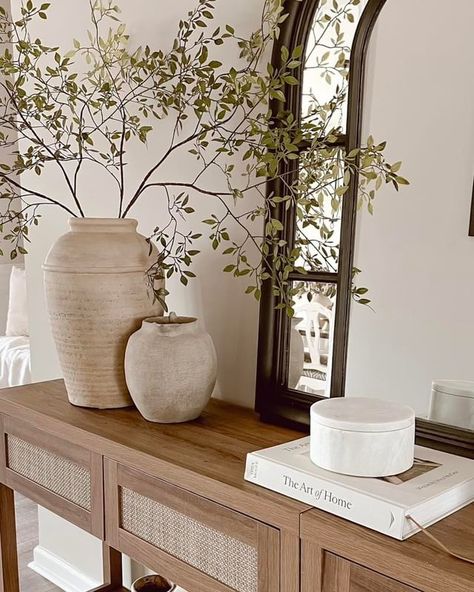 Kristyn Connotillo | Spring Stills featuring some console table styling. 🌿 #homedecor #livingroom #office #entryway #neutralhomedecor #homeinspo… | Instagram Console Table Styling, Console Table Decorating, Entryway Table Decor, Home Entrance Decor, Entrance Decor, Decor Home Living Room, Home Design Decor, House Inspiration, Entryway Decor