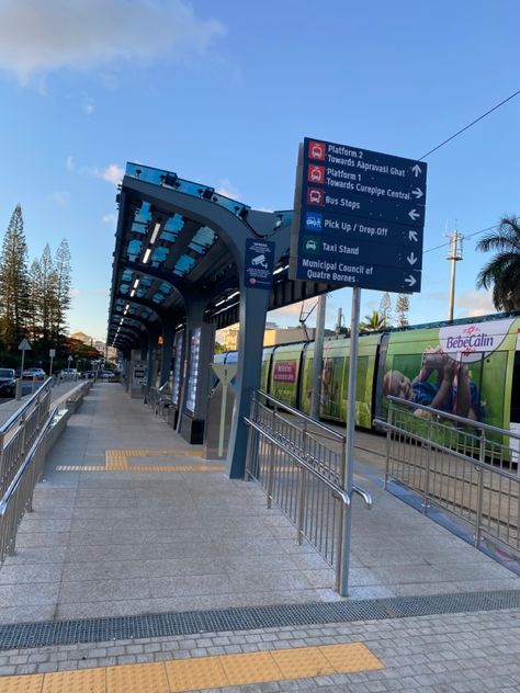 Metro Bus, Metro Station, Bus Stop, Highway Signs, Exterior, Art