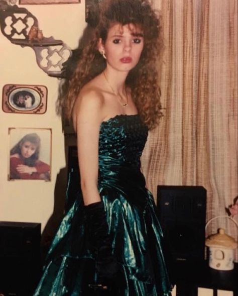 80s Homecoming Outfit, 80s Middle School Dance, 80s Hoco Dress, 80s Prom Dress Vintage, 80s Dress Formal, 80s Dresses Party, 80s Dresses Formal, 80s Homecoming, 80s Prom Party