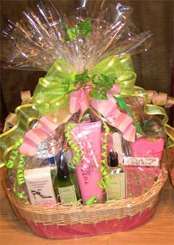 AKA gift basket Pink And Green Gift Basket Ideas, Green Gift Basket, Peanuts Halloween Costume, Aka Party, Aka Paddle, Aka Gifts, Greek Ideas, African Hut, Aka Sorority Gifts