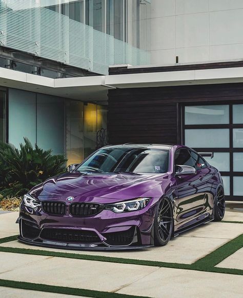 BMW F82 M4 in BMW Individual Daytona Violet Metallic @gotchuckz Mercedes Mclaren, Carros Bmw, Serie Bmw, Wallpaper Illustration, Bmw M Power, Purple Car, Bmw X7, Bmw Love, Bmw I8