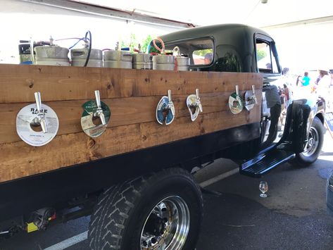 1953 Chevy Farm Truck turned Vintage Draft Beer Truck. Available for weddings, corporate events, parties, and more! Serving kegs of beer, wine, cider, cocktails or soda has never looked so good! Beer And Wine Trailer, Beer Truck Wedding, Beer Trailer, 1953 Chevy Truck, Tap Truck, Beer Truck, Coffee Van, Brewery Design, Beer Wall