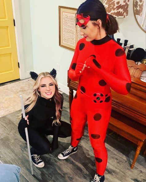 Diy costumes teen girl Miraculous Ladybug And Cat Noir, Ladybug And Cat Noir, Diy Costumes, Cat Noir, Miraculous Ladybug