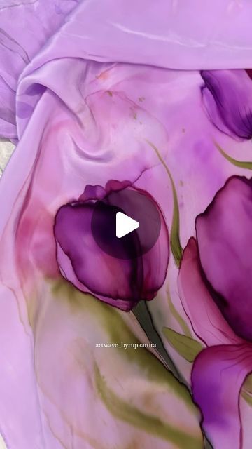 Artwave® by Rupa Arora on Instagram: "LET’S PAINT TULIPS 🌷 

Guess the colours used?☘️
It’s something new! 

Paint remains soft, shiny and flowy! 
.
.
.
.
.
𝐃𝐈𝐒𝐂𝐋𝐀𝐈𝐌𝐄𝐑 
𝐀𝐥𝐥 𝐭𝐡𝐞 𝐢𝐦𝐚𝐠𝐞𝐬 𝐚𝐧𝐝 𝐰𝐨𝐫𝐤 𝐛𝐞𝐥𝐨𝐧𝐠 𝐭𝐨 𝐀𝐫𝐭𝐰𝐚𝐯𝐞 𝐛𝐲 𝐑𝐮𝐩𝐚 𝐀𝐫𝐨𝐫𝐚. 𝐂𝐨𝐩𝐲𝐫𝐢𝐠𝐡𝐭𝐬 𝐚𝐫𝐞 𝐫𝐞𝐬𝐞𝐫𝐯𝐞𝐝. 𝐌𝐢𝐬𝐮𝐬𝐢𝐧𝐠 𝐨𝐮𝐫 𝐩𝐢𝐜𝐭𝐮𝐫𝐞𝐬 𝐨𝐫 𝐜𝐨𝐮𝐧𝐭𝐞𝐫𝐟𝐞𝐢𝐭𝐢𝐧𝐠 𝐨𝐮𝐫 𝐩𝐫𝐨𝐝𝐮𝐜𝐭𝐬 𝐢𝐬 𝐬𝐭𝐫𝐢𝐜𝐭𝐥𝐲 𝐢𝐥𝐥𝐞𝐠𝐚𝐥.
.
.
.
#fabricpainting #fabrics #fabricdesign #textile #textilepainting #dupatta #handpaint #handpainted #fabricstore #textiledesign #fabricpaintingworkshop #artist #art #silkpainting #organzasaree #dress #saree #handpaintedsaree #stole #scarf #artreel #silk #gown #fashion #fashionblogger #florals #peonies #india #ethnicwear" Tulip Fabric Paint Ideas, Saree Painting Ideas, Fabric Painting On Sarees, Paint Tulips, Tulip Fabric Paint, Tulip Fabric, Dress Saree, Saree Painting, Gown Fashion