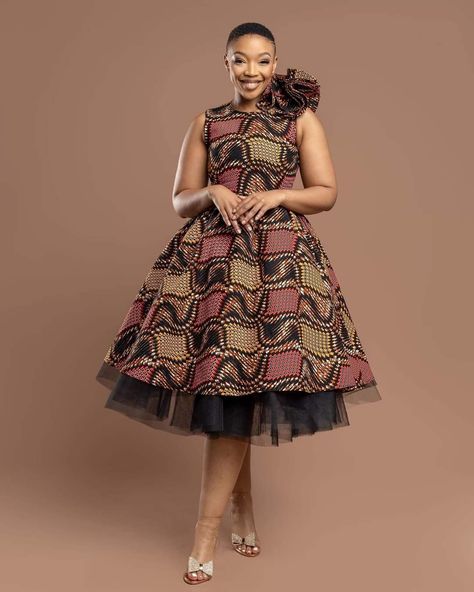 African Traditional Wear, Fancy Short Dresses, Shweshwe Dresses, African Attire Dresses, African Fabric Dress, African Print Dress Ankara, Ankara Gowns, African Dresses For Kids, Short African Dresses