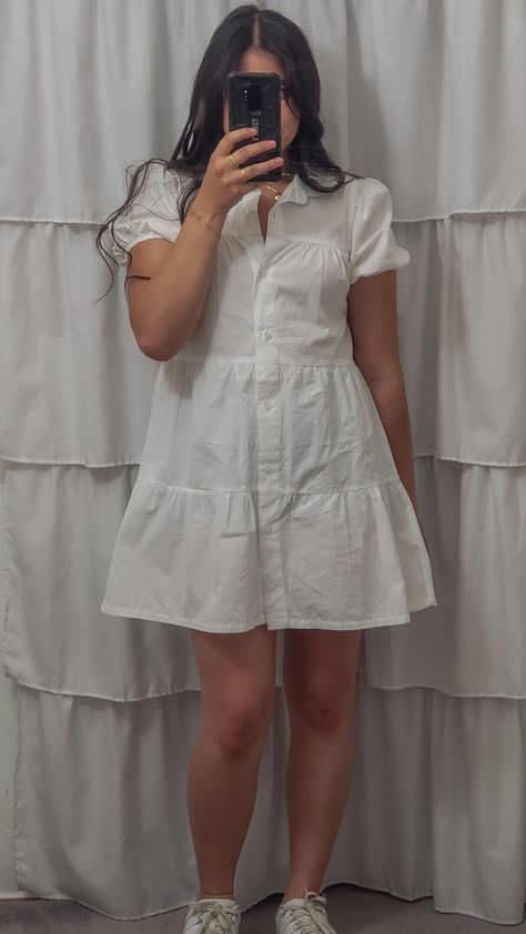 Button Up Shirt Summer Outfit, Long Dress With White Shirt Under, White Button Up Dress, Button Up Shirt Dress, White Smock Dress, Smock Dress Outfit, White Tshirt Dress, Simple Style Outfits, Button Up Dress