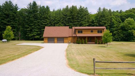 Creating a gravel driveway can be a DIY project with the right tools, materials, and time. Learn how to make a gravel driveway with this step-by-step guide. Limestone Driveway, Limestone Gravel, Driveway Drain, Driveway Materials, Driveway Paving, Weed Barrier, Gravel Driveway, French Drain, My Property