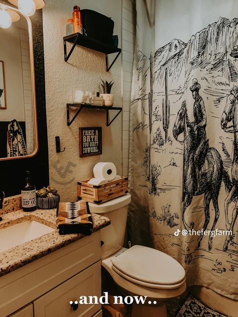 Cowboys Bathroom Ideas, Western Small Bathroom Ideas, Western Bathroom Ideas Ranch, Simple Western Kitchen, Western Inspired Bathroom, Southwestern Boho Bathroom, Bathroom Western Decor, Western Restroom Decor, Diy Western Bathroom Decor