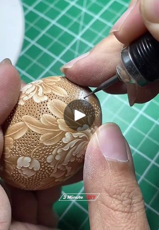 Egg Decorating Ideas Creative, Eggs Art, Egg Carving, Emu Egg, Egg Artistry, Dremel Crafts, Easter Egg Art, Carved Eggs, Diy Garden Fountains