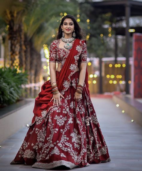 Maroon Bridal Lehenga, 500 Dollars, Lehenga Saree Design, Long Frock Designs, Latest Bridal Lehenga, Reception Outfit, Half Saree Lehenga, Wedding Lehenga Designs, Lehenga Designs Simple