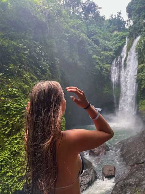 Waterfall water summer outfit bali nature alingaling lovina ubud indonesia jakarta canggu seminyak photography hair hairstyles world travel Ubud Outfit, Bali Inspo Pics, Backpacking Asia Outfits, Backpacking Asia Aesthetic, Backpacking Aesthetic Asia, Bali Aesthetic Photography, Ubud Bali Aesthetic, Bali Aesthetic Outfit, Bali Indonesia Outfit Ideas