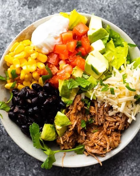 Pork Burrito Bowls, Pulled Pork Pizza Recipe, Recipes Pulled Pork, Leftover Pulled Pork Recipes, Pulled Pork Egg Rolls, Pulled Pork Salad, Pulled Pork Leftover Recipes, Sweet Peas And Saffron, Pulled Pork Roast