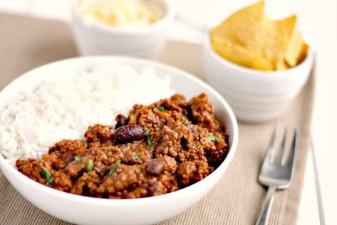 Slow Cooker Chilli Con Carne (No Browning Required) Chilli And Rice, Chili And Rice, Slow Cooker Chilli Con Carne, Taco Meals, Easy Chilli Con Carne, Slow Cooker Chilli, Chilli Con Carne Recipe, Carne Recipe, Con Carne Recipe