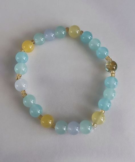 ~~🩵💛~~ Beaded Bracelet Business, Blue Bracelet Beads, Yellow Bracelet Beads, Small Beaded Bracelet, Light Blue Bracelet, Bracelet Business, Yellow Bracelet, A Bracelet, Measuring Tape