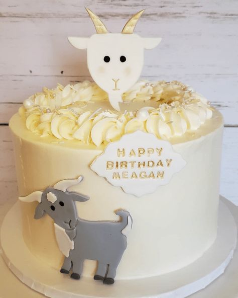 Goat Cake Design, Goat Themed Cake, Goat Cupcakes, Goat Cake Ideas, Goat Birthday Party, Goat Cookies, Goat Cake, Goat Party, Goat Birthday