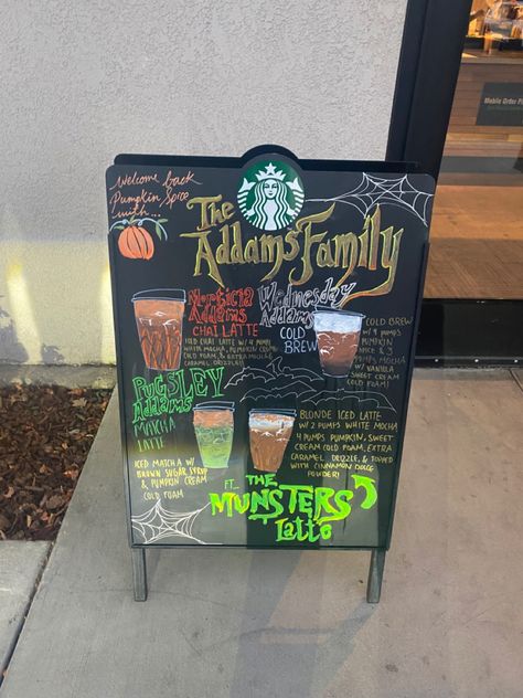 Coffee Bistro, Starbucks Ideas, Fall Starbucks, Starbucks Holiday Drinks, Starbucks Art, Cold Starbucks Drinks, Starbucks Orders, Copy Cats, Starbucks Secret Menu Drinks