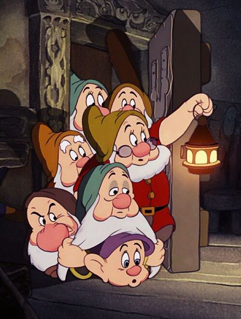 Disney Butterfly, Disney Amor, Animation Disney, Sette Nani, Images Disney, Slaap Lekker, Film Disney, Snow White And The Seven Dwarfs, The Seven Dwarfs