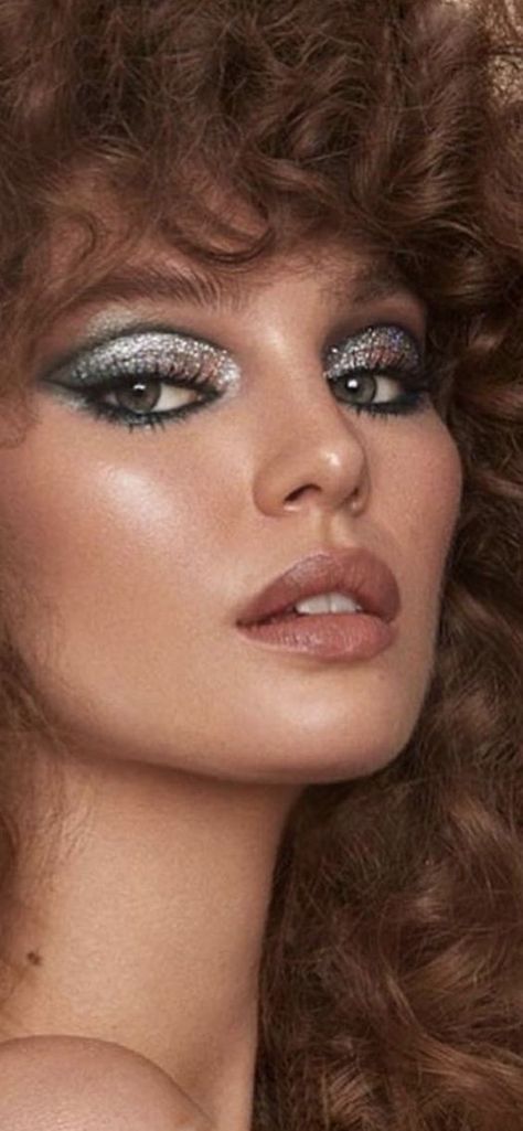 Glam Disco Makeup, Glam 70s Makeup, Disco Themed Party Makeup, Abba Makeup Ideas, Disco Hair Updo, 80s Disco Makeup Looks, 80s Makeup Looks And Hair, 70 80 Makeup, Disco Party Hair And Makeup