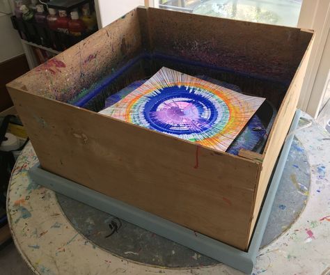 DIY Giant Spin Art Made From an Old Box Fan! Neon Crafts, Fun Summer Crafts, Summer Craft, Spin Art, Colors Of The Rainbow, Acrylic Pouring Art, Old Boxes, Pouring Art, Fun Summer