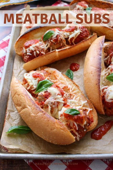 Italian Meatball Subs This mouth-watering sandwich concoction is made of Italian meatballs, marinara sauce, and gooey cheese piled in a toasted bread garlic roll. Italian Meatball Subs, Meatball Hoagie, Meatballs Marinara, Bread Garlic, Garlic Rolls, Italian Meatball, Italian Meatballs Recipe, Meatball Sub, How To Make Meatballs