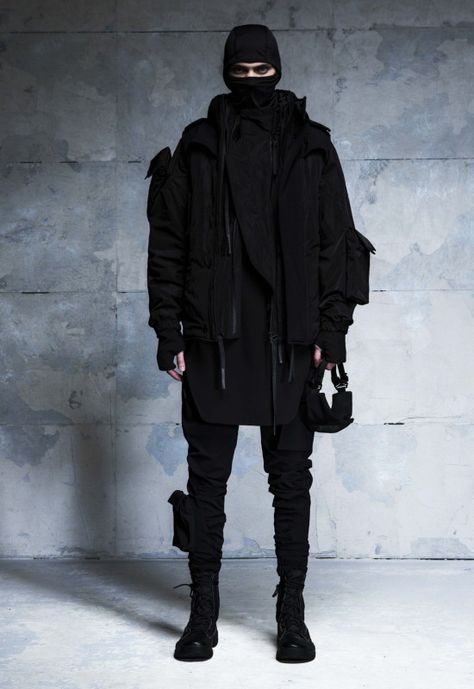 GALL FW18 Is Contemporary Military at Its Best | Highsnobiety Techwear Ninja, Techwear Men, Cyberpunk Techwear, Techwear Streetwear, Japanese Street Wear, Techwear Outfits, Techwear Fashion, Tactical Wear, Urban Ninja