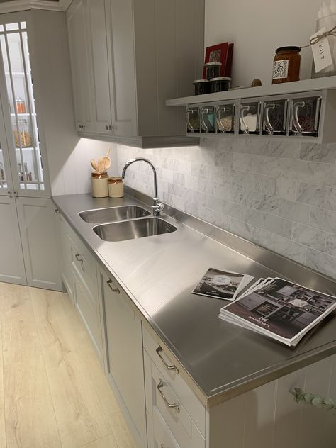 Kitchen Steel Countertop, Stainless Steel Kitchen Bench, 1960 Kitchen, Stainless Steel Kitchen Counters, Stainless Steel Benchtop, Coral Kitchen, Kitchen Cupboard Doors, Stainless Steel Counters, Stainless Kitchen