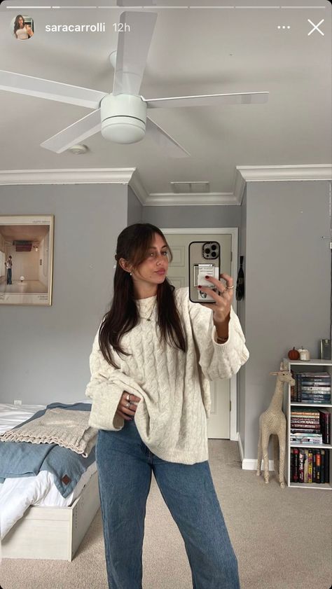 Sweater And Jeans, Fall Winter Fashion, Drop Shoulder Sweater, Autumn Fits, Cold Outfits, Stockholm Fashion, Fall Fits, Cold Weather Outfits, 2023 Autumn