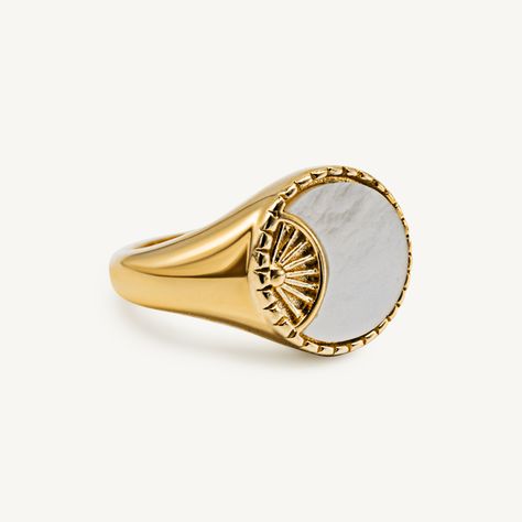 Moon Signet Ring, Solar Moon, Gold Statement Ring, Moon Ring, Gold Signet Ring, Silver Coat, Solid Gold Jewelry, 14k Gold Ring, Treasure Chest