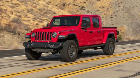 Mojave Jeep, Jeep Gladiator Mojave, Airstream Flying Cloud, Rock Crawling, Jeep Gladiator, Trx, Fuel Efficient, Fuel Economy, Race Cars