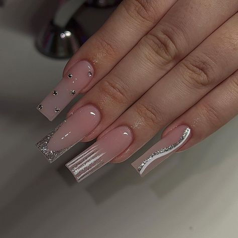 65 Cute 2022 Nails to Inspire You Easy Spring Nails, 2022 Nails, Summer Nail Designs, Edgy Nails, Long Square Acrylic Nails, Bling Acrylic Nails, Pink Acrylic Nails, Square Acrylic Nails, Nail Art Ideas