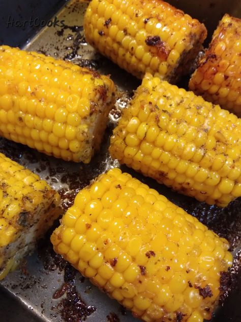 Baked Corn On Cob, Baked Corn Recipes, Baked Corn On The Cob, Oven Baked Corn, Corn In The Oven, Corn On The Cob Recipe, Easy Vegetable Recipes, Boiled Corn, How To Cook Corn