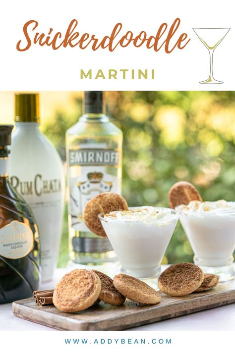 Cookie Dough Cocktail, Snickerdoodle Drink Alcohol, Cannoli Martini Recipe, Dessert Martini Recipes, Snickerdoodle Martini, Cinnamon Toast Crunch Shot, Dessert Martini, Dessert Cocktails, Martini Ingredients