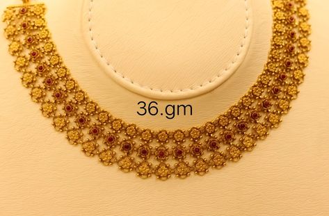 Kempulu Necklace, New Necklace Designs Gold, Long Sets Gold Jewellery, Gold Choker Necklace Indian Bridal, Gold Choker Necklace Indian, Gold Bangle Designs, Necklace Designs Gold, Choker Necklace Indian, New Necklace Designs