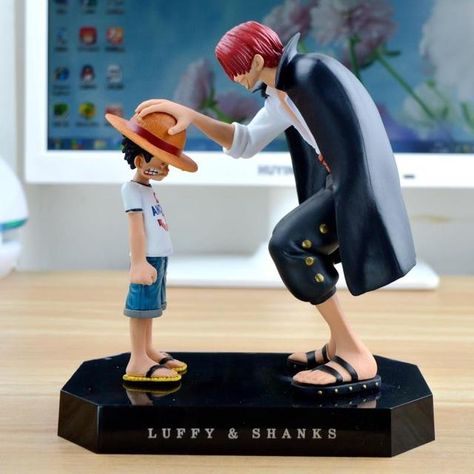 Luffy And Shanks, Luffy Shanks, Straw Hat Luffy, Action Figure One Piece, Action Figures Anime, One Piece Merchandise, One Piece Figure, Anime Figurines, Anime Merchandise