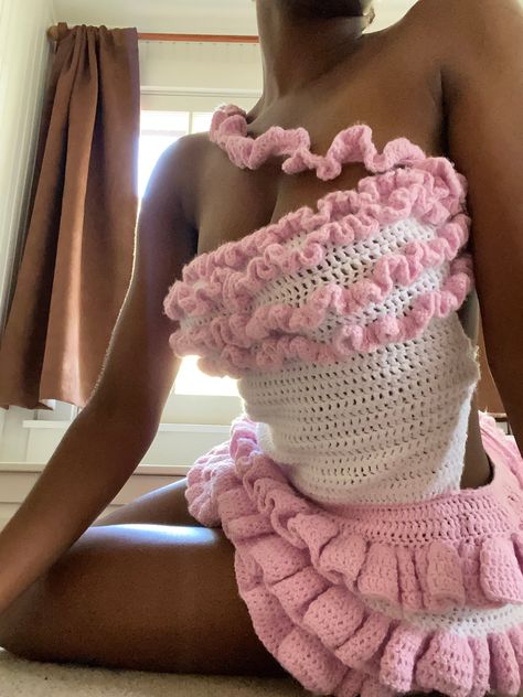 Crochet Short Dresses, Barbie Dress Pattern, Crochet Business, Crochet Clothing And Accessories, Concept Clothing, Crochet Design Pattern, Kawaii Crochet, Crochet Fashion Patterns, Crochet Mini Dress