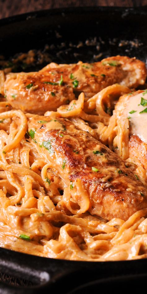 Chicken Lazone Pasta is a flavorful and easy chicken pasta dinner that comes together in only 30 minutes! Easy to make weeknight pasta dish! #chicken #lazone #pasta #chickendinner #easydinner #spicy #linguine #cajun #creole #spicysauce #pastasauce  sea salt, Creole seasoning (or Cajun seasoning), paprika powder, onion powder, garlic powder, flour, olive oil, chicken tenders, butter, heavy cream, paprika, linguine pasta Easy Chicken Pasta Dinner, Chicken Lazone Pasta, Chicken Pasta Dinner, Pasta Spicy, Chicken Lazone, Chicken Thights Recipes, Great Chicken Recipes, Fettuccine Alfredo, Chicken Pasta Recipes