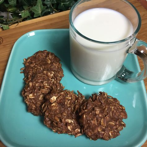 Grandma’s Refrigerator Cookies #Cook2Follow #AllrecipesAllstars #AllrecipesFaceless Food Cheat Sheets, Refrigerator Cookies Recipes, No Bake Chocolate Cookies, Chocolate Treats Easy, Refrigerator Cookies, Chocolate Coconut Cookies, Molasses Cookies Recipe, Desserts With Few Ingredients, Bite Size Cookies