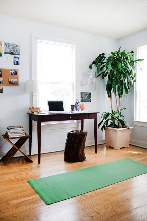 Office And Yoga Room Combo, Office Yoga Room Combo, Yoga Home Space, Home Office Yoga Room, Yoga Nook, Office Yoga Room, Yoga Office, Home Yoga Room, Office Yoga