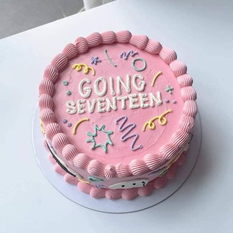 Sweet 16 Bento Cake, Going 17 Cake, Seventeen Cake Design Kpop, Svt Cakes Ideas, Svt Inspired Cake, Going Svt Cake, Svt Cakes, Seventeen Bday Cake, Seventeen Themed Cake