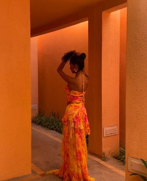 Sunset Outfit Aesthetic, Caribbean Aesthetic Outfits, Wine Dress Outfit Wedding, Orange Aesthetic Outfits, Orange Dress Aesthetic, Island Vibes Outfits, Sunset Theme Party, Wine Dress Outfit, Orange Beach Dress