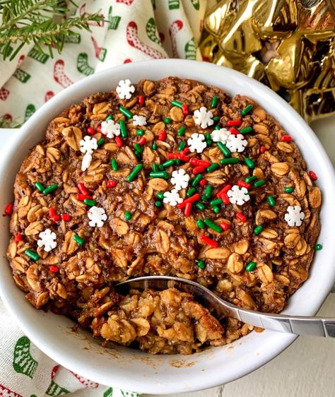 Single Serve Breakfast, Christmas Breakfast Recipe, Baked Oatmeal Recipes, Baked Oats, Single Serving, Healthy Comfort Food, Christmas Breakfast, Oats Recipes, Breakfast Bake