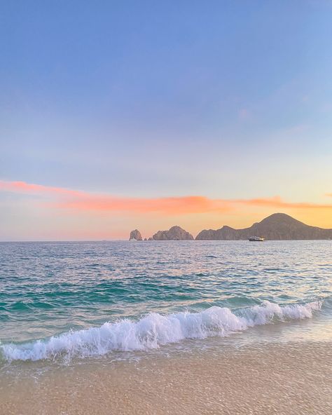 Cabo Trip Aesthetic, Los Cabos Mexico Aesthetic, Cabo Mexico Aesthetic, Cabo San Lucas Aesthetic, Mexico Beach Aesthetic, Mexico Vacation Aesthetic, Cabo San Lucas Pictures, Cabo Aesthetic, Cabo Sunset