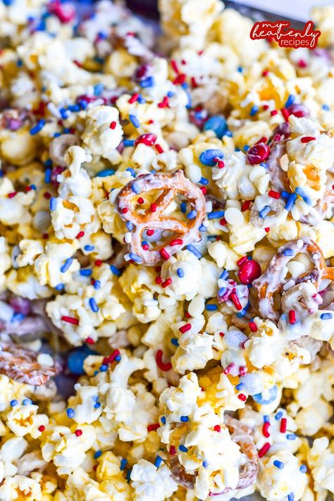 Patriotic Chocolate Covered Popcorn Patriotic Popcorn, Sweet Munchies, Honeycomb Cereal, Covered Popcorn, Fun Popcorn, My Heavenly Recipes, Chocolate Covered Popcorn, Holiday Recipies, Heavenly Recipes