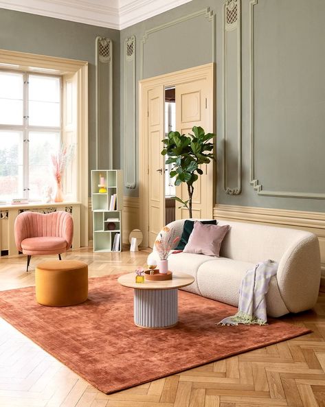 SOFACOMPANY on Instagram: “Let the sofa be the neutral base in your living room and surround it with aaall your favourite colours 🌈  #paulasofa #vilmacoffetable…” Scandinavian Design Living Room, Sofa Company, Living Room Scandinavian, Scandinavian Interior Design, Single Sofa, Living Room Style, Scandinavian Interior, Interior Inspo, My New Room