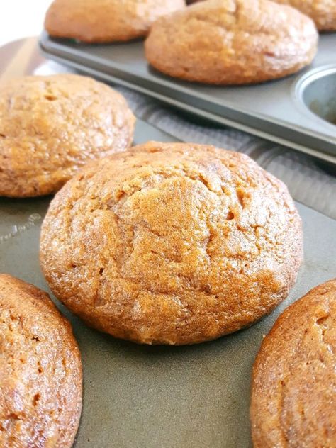 Applesauce Walnut Muffins, Muffin Recipes With Applesauce, Unsweetened Applesauce Recipe Baking, Healthy Recipes With Sour Cream, 6 Week Muffin Recipe, Apple Muffins With Sour Cream, Muffins With Sour Cream In Them, Apple Sauce Muffin Recipes, Sour Cream Apple Muffins