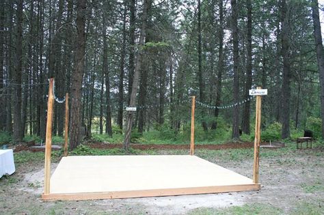 DIY Dance Floors For the Home Wedding Diy Wedding Dance Floor, Outdoor Dance Floors, Diy Outdoor Weddings, Diy Backyard Wedding, Party Seating, Diy Seating, Dance Floor Wedding, Dance Floors, Camp Wedding